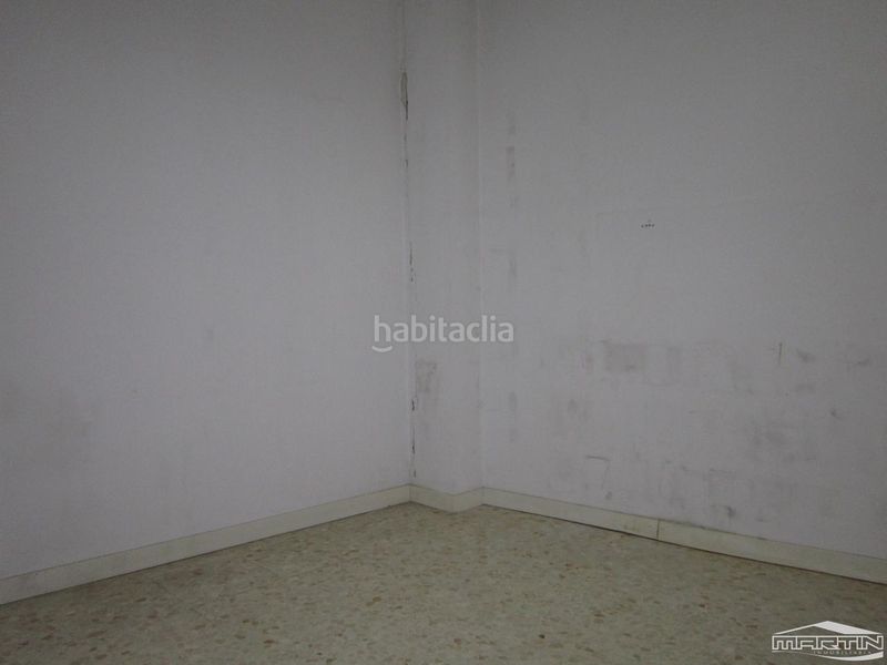 Foto 425bdfcc-8d9d-4423-9323-1233b759dfa2. Local comercial a Centro Lucena