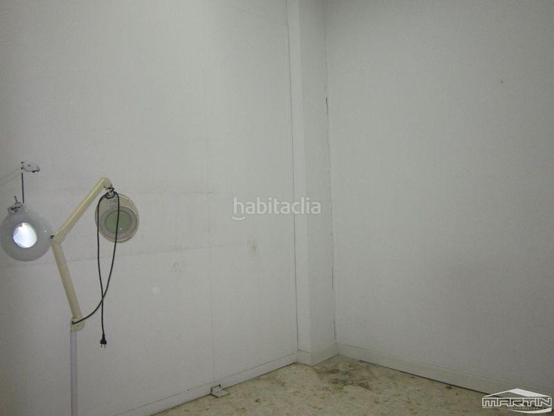 Foto 4a015b80-43d3-44c2-a0fb-bfd1df7cdf9c. Local comercial a Centro Lucena