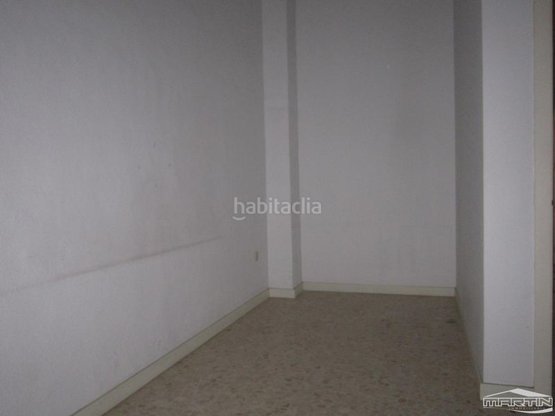 Foto 763f3ee6-8d32-4190-9040-d21d1c1855b4. Local comercial a Centro Lucena