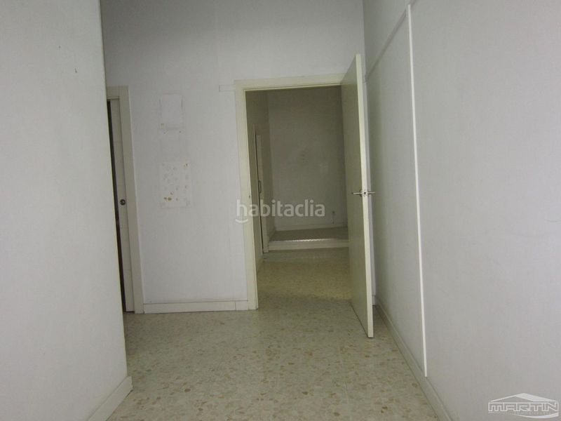 Foto a6b59075-0ec4-495f-91bc-b711b11f3e91. Local comercial a Centro Lucena