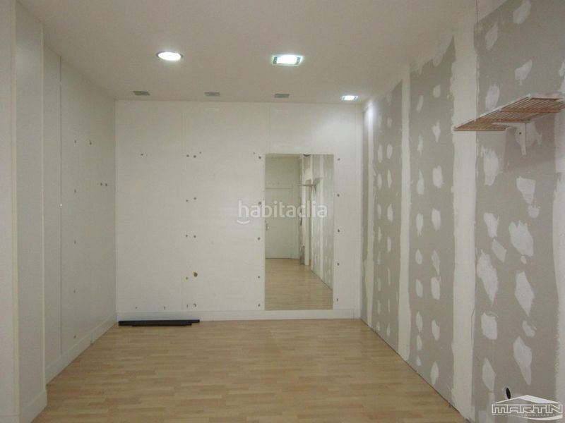 Foto 0175c596-507c-4d55-af5c-73e46cc756b3. Local comercial a Centro Lucena