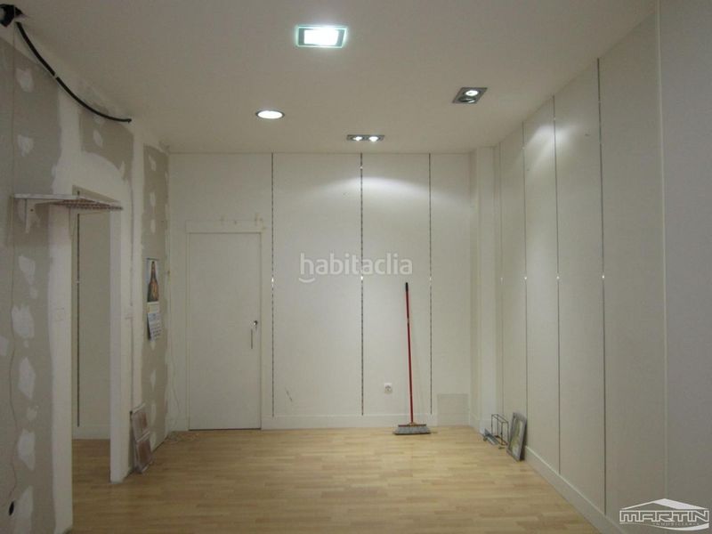 Foto e08d287e-4e15-4e5f-bc41-d5f2868483f4. Local comercial a Centro Lucena