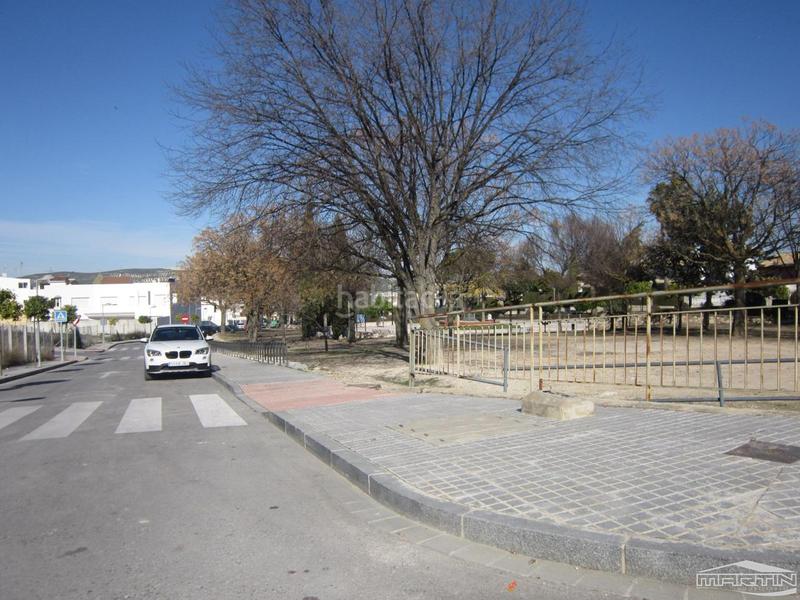 Foto ae5eb420-e886-424e-a3f2-e878227f8c18. Terreno residencial en La Calzada Lucena