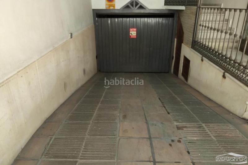 Foto 40827f5c-8e6d-4f90-87ef-416fb09d4cf8. Parking coche en Centro Lucena
