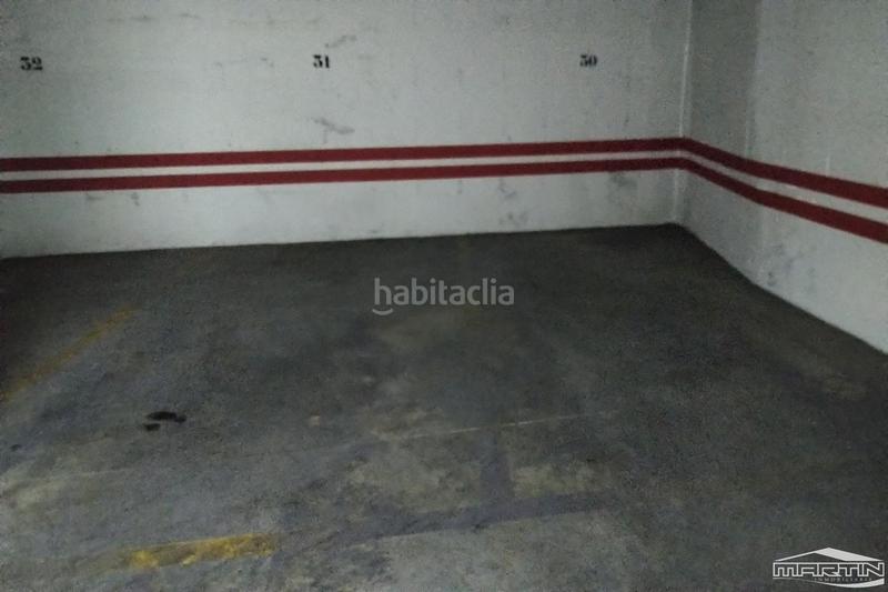 Foto 7515c7b9-1509-4f9e-bc45-3a67a6374f07. Parking coche en Centro Lucena