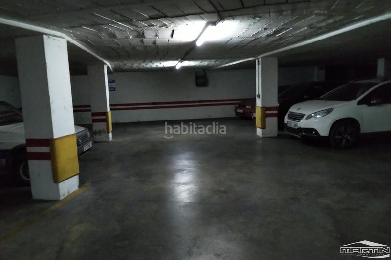 Foto c7812550-9058-4ecb-bdb3-7595f01f6650. Parking coche en Centro Lucena