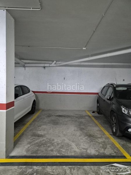 Foto 4b22693d-4e0a-4afb-8c44-83bcd4d4c420. Aparcament cotxe a jardín Lucena Lucena