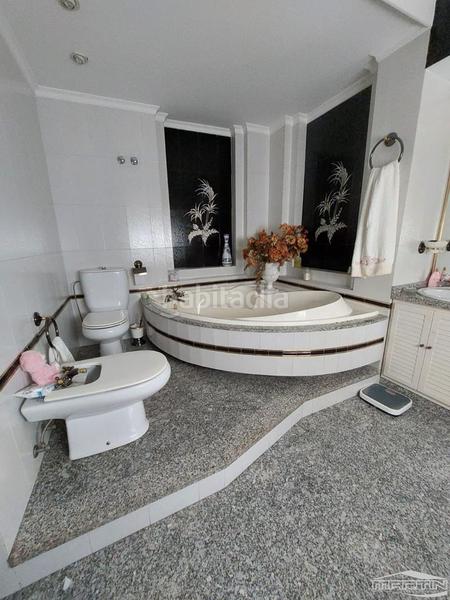 Foto 4a240052-fdb1-4a41-b169-63b450482a8b. Casa en Centro Lucena