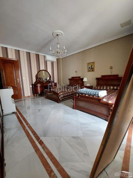 Foto bad48da2-9c16-437d-bdab-49425ef8dbb7. Haus in Centro Lucena