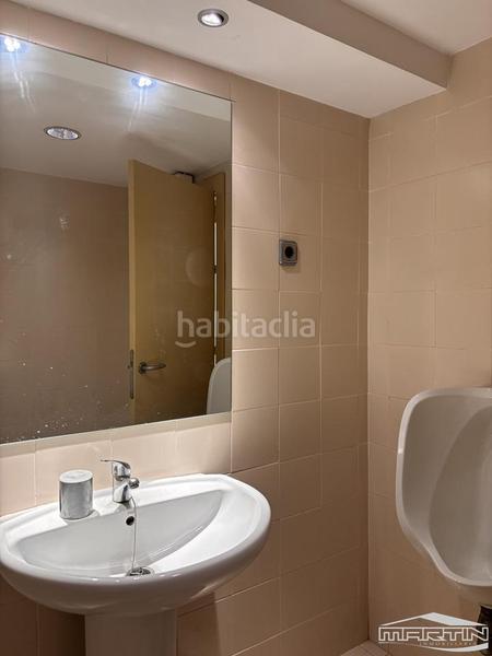 Foto 5fff4ac6-b41d-49b4-9a9c-7a23fe47b9af. Local commercial dans San Francisco Lucena