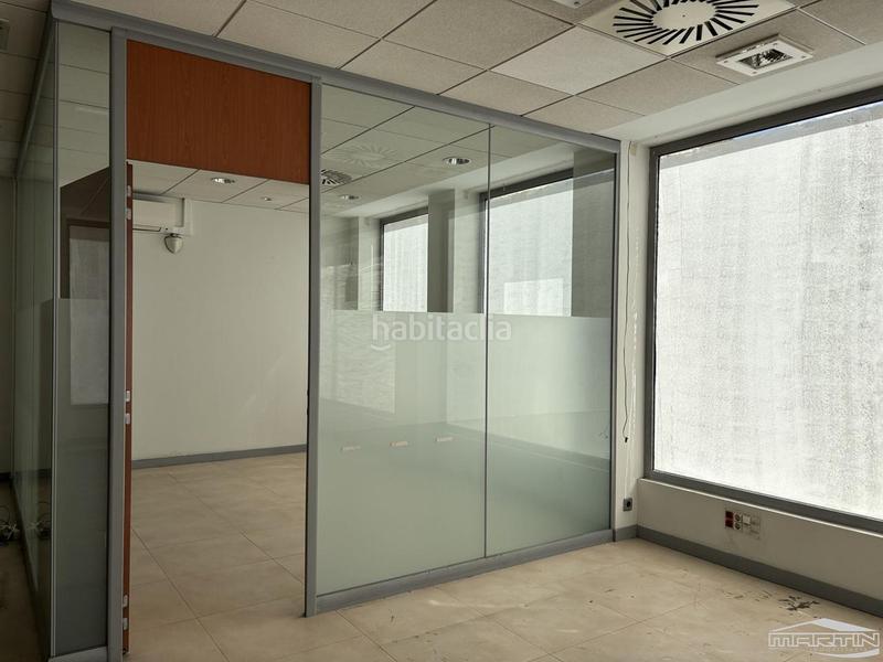 Foto 80c66110-b60a-4ad0-8431-e11b84fcfd50. Local commercial dans San Francisco Lucena