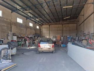 Industrial building in Esmeralda