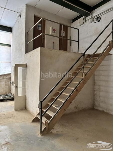 Foto 2630bcde-256e-450b-86cc-24173c537597. Rent industrial building in Las Vegas - Campoaras Lucena