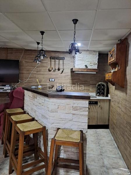 Foto c5a1617c-ab19-4a2c-8983-d59947e8017c. Casa en jardín Lucena Lucena