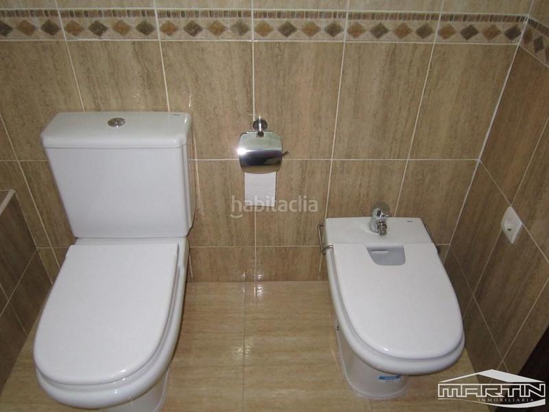 Foto 5ce55f4f-64d3-4e57-bc3d-8cd8dd049306. Planta baja en Centro Lucena