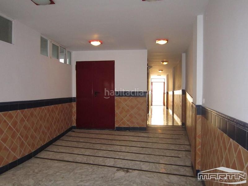 Foto 99309b36-ea5c-42b5-85b2-969d08936e72. Planta baja en Centro Lucena