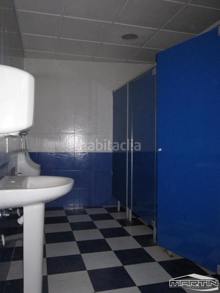 Foto ca48ebf6-a3fa-4333-b3ee-37e90313d640. Affitto capannone industriale in Las Vegas - Campoaras Lucena