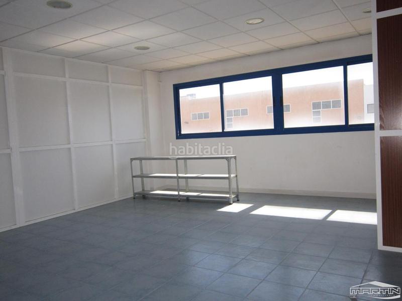 Foto f90fd6e3-73cd-44b0-bd70-12369c439f8d. Alquiler nave industrial en Las Vegas - Campoaras Lucena