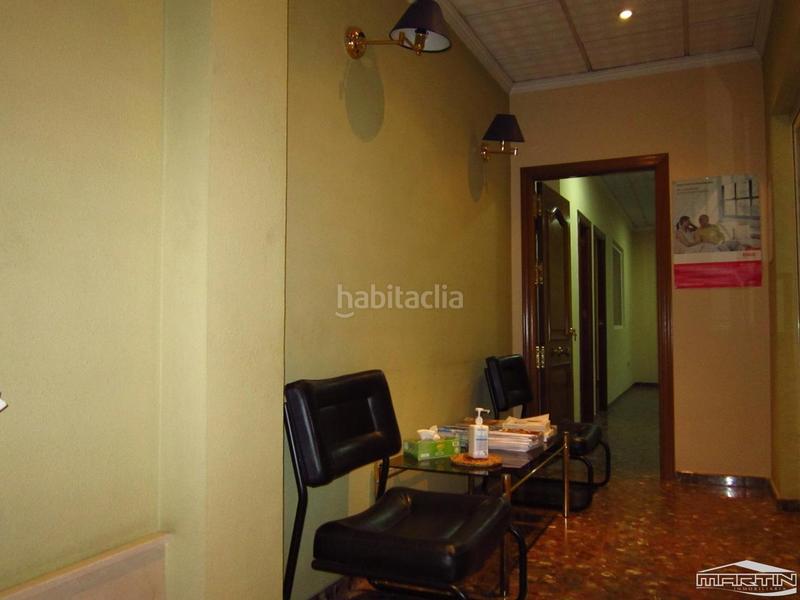 Foto 80f6dcf8-a23a-4698-9520-6a8195c6cbc0. Alquiler oficina en Centro Lucena