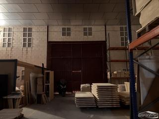 Nau industrial a Poleares