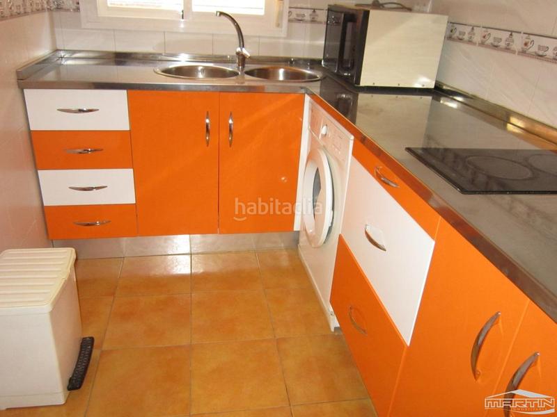 Foto e583a8a3-2894-431e-b50b-44442b224097. Planta baja en Poleares Lucena