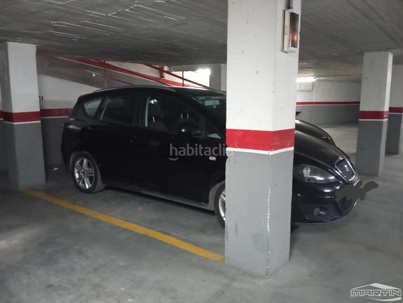 Foto 40c7811a-aeab-4fa2-8d37-46cb2ea75951. Miete autoparkplatz in Centro Lucena