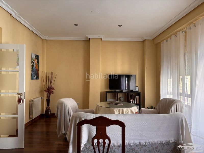 Foto b538c548-b942-42e4-9882-9b16fc260721. Pis a Centro Lucena