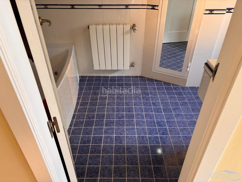 Foto e05b7e60-eaeb-43ab-a67e-96e3b8f57d78. Pis a Centro Lucena