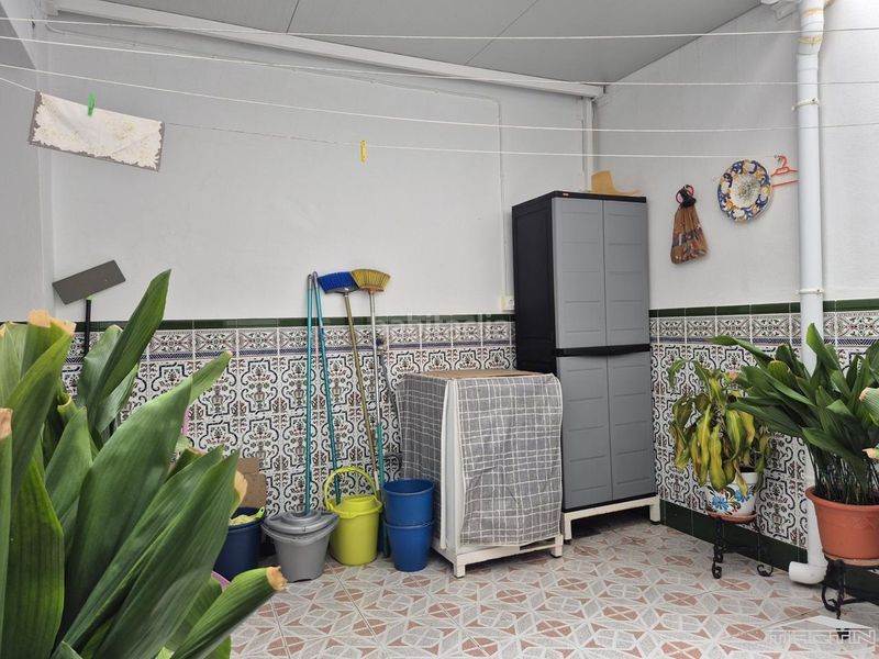 Foto 4ea63e52-571d-4436-8ea6-3b951ffadf3a. Casa a jardín Lucena Lucena