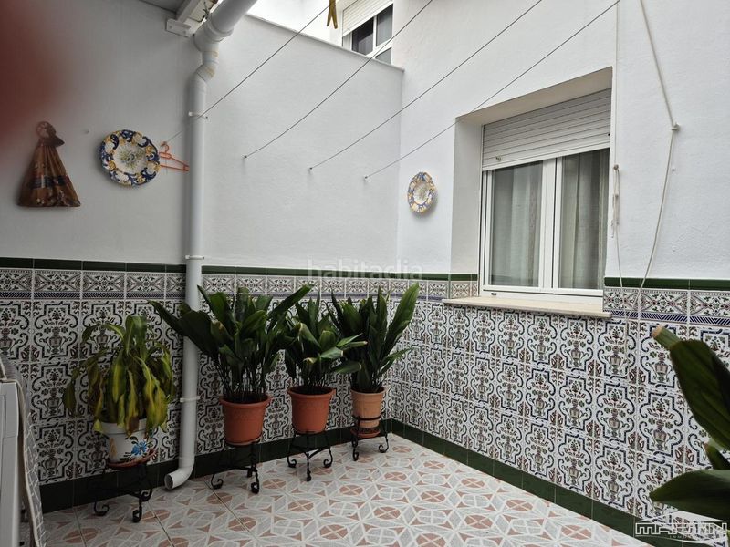 Foto f505ef8c-854b-4b0b-9323-95abed5eff9e. Casa a jardín Lucena Lucena