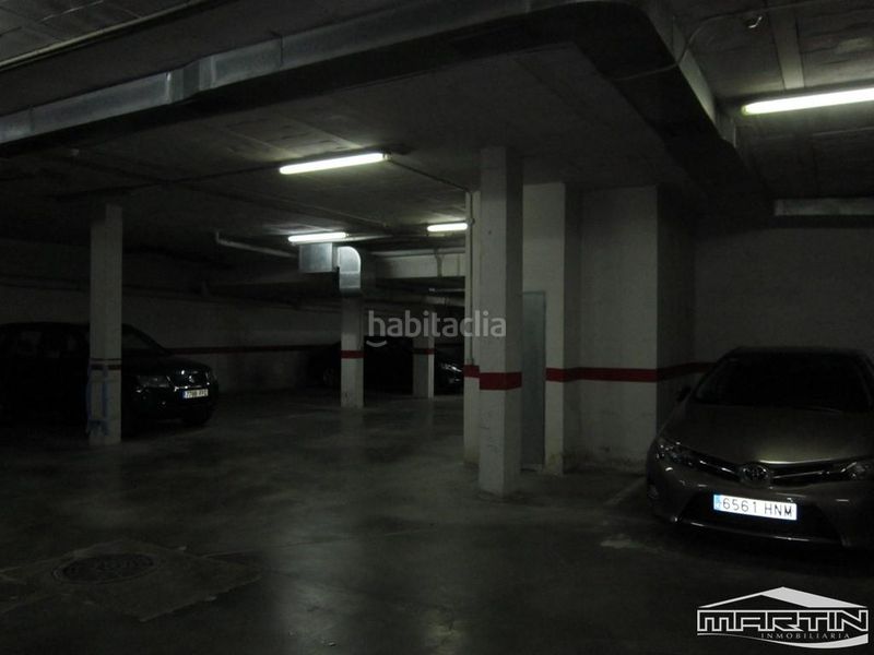 Foto 5f0e8162-7ca8-4206-a739-9c126d5d6e2c. Aparcament cotxe a El Valle Lucena