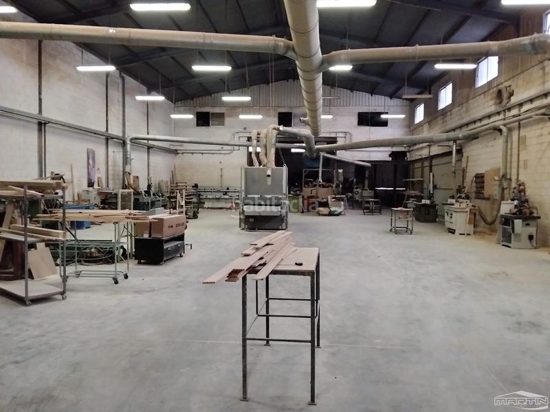 Foto 0c81989d-4344-4be3-b5bd-b416ee9a386e. Nave industrial en Poleares Lucena