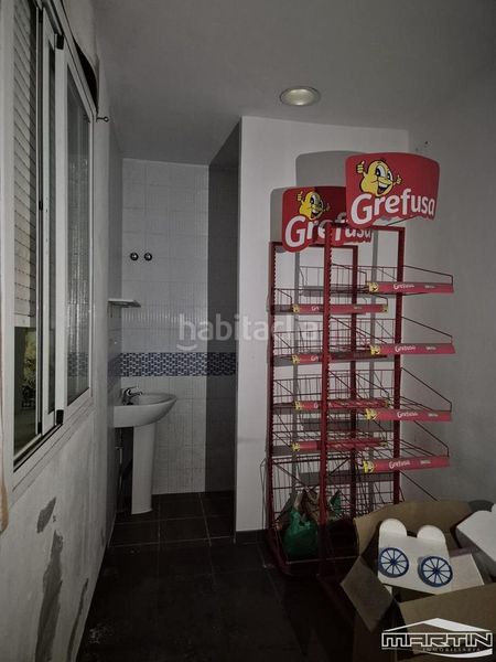 Foto 12ece994-62ae-466a-ba92-7c98627a514a. Local comercial a Centro Lucena