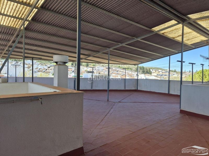 Foto ce0fa4ea-0a52-45e3-95bb-9faa42de682f. Piso en Centro Lucena