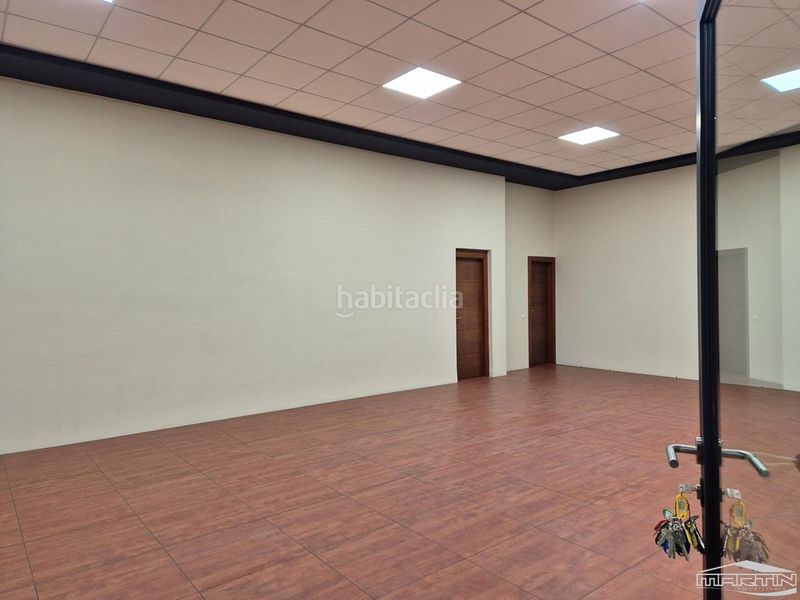 Foto ef51fd05-4996-4387-af1a-3d3ae77c26f9. Miete büro in luisa lopez fijo 1 in Navas del Selpillar Lucena