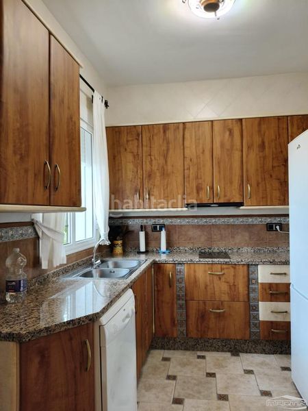 Foto c0d1336b-7252-4090-9ff9-b551d87d5789. Casa amb piscina a Poleares Lucena
