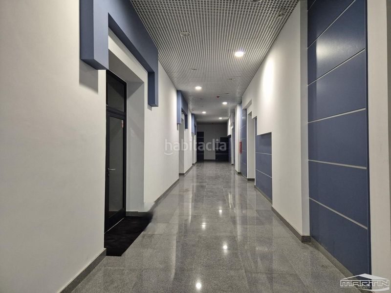 Foto dd5b23c6-c301-4adc-8b08-f67e46f309b6. Alquiler local comercial en luisa lopez fijo 1 en Lucena