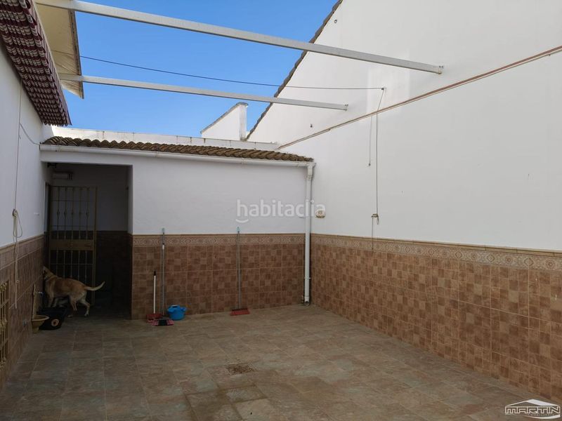 Foto 4d4d95ea-73e9-4336-83cf-d11cdb5d90a4. Casa a El Carmen - La Barrera Lucena