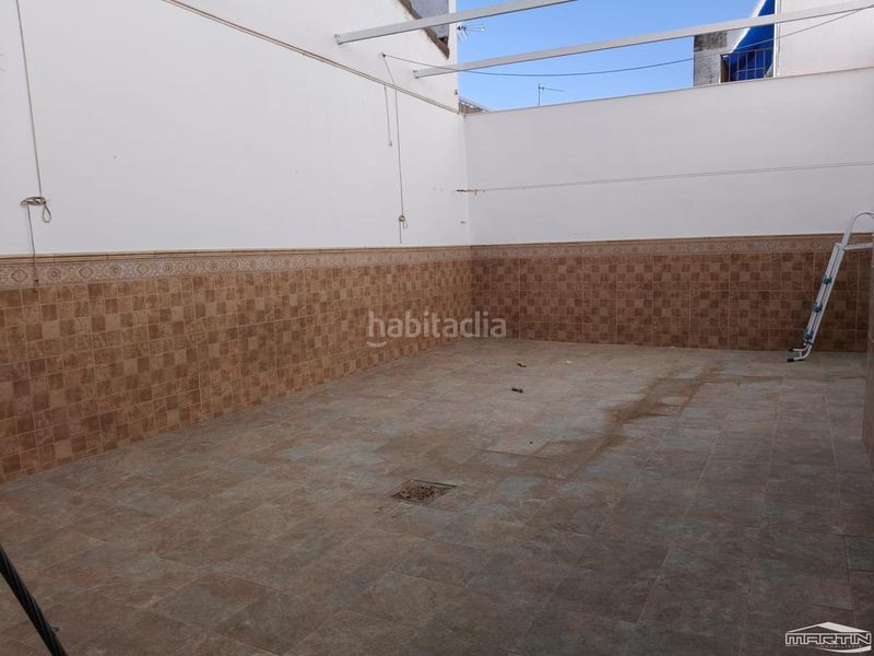 Foto cf745e94-ff6f-43db-a322-41283844cf57. Casa a El Carmen - La Barrera Lucena