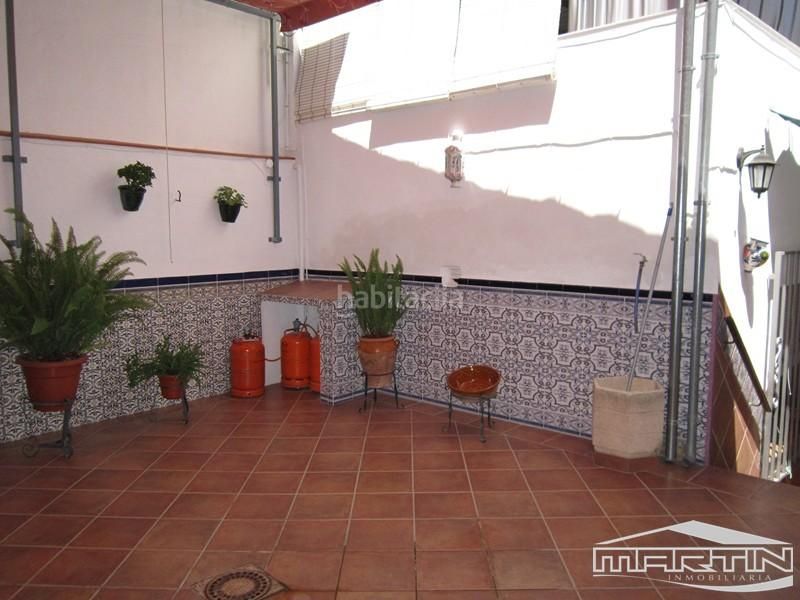 Foto 431ea8e8-416f-4a9d-ae4e-3551d91ad137. Casa a El Carmen - La Barrera Lucena