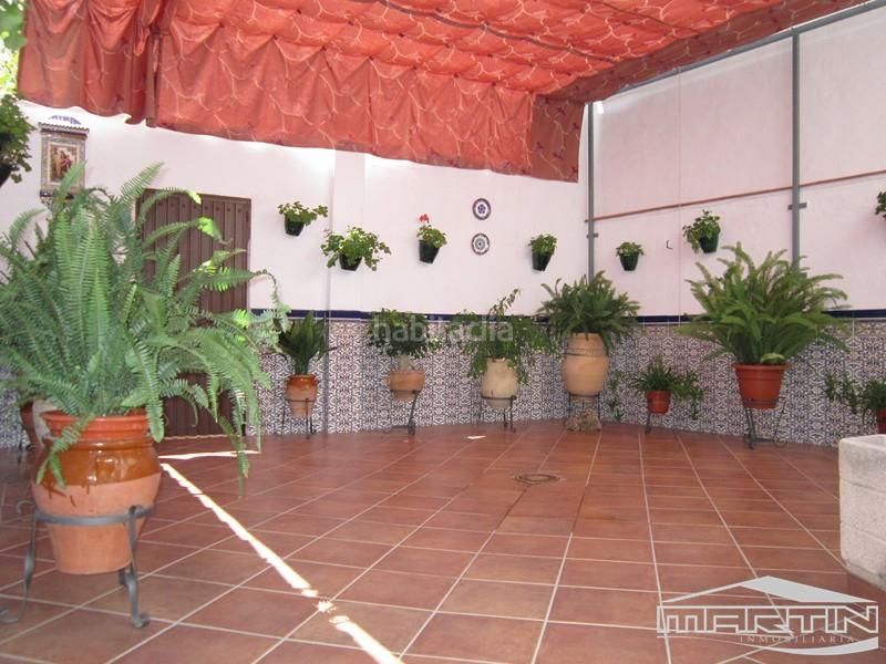 Foto d34ed2b8-7d86-4238-a456-ed2261875f02. Casa a El Carmen - La Barrera Lucena
