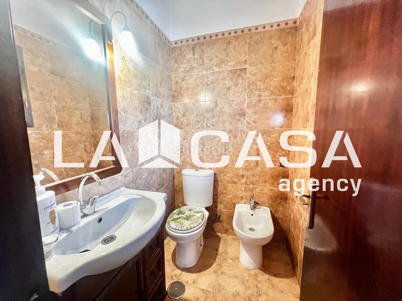 Foto 49ca3887-8a21-48a3-a23e-139cc8340c59. Casa en Centro - Doña Mercedes Dos Hermanas