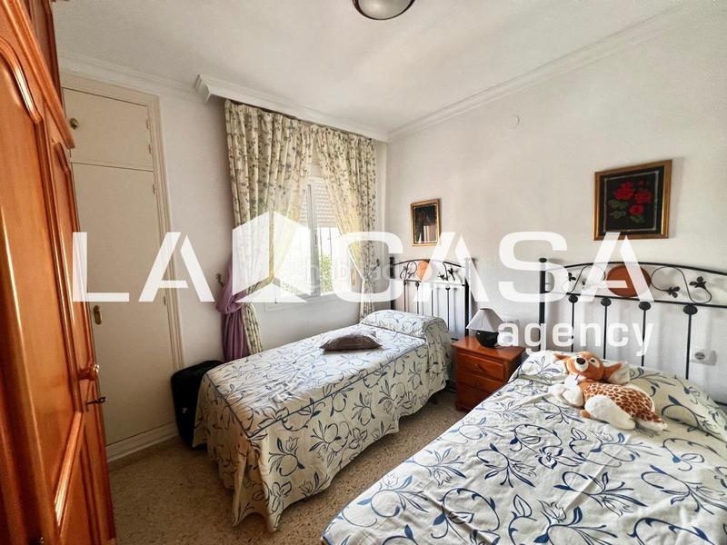 Foto ff8d8945-9d99-4fbd-9379-ee4c1cea2eec. Casa en Centro - Doña Mercedes Dos Hermanas