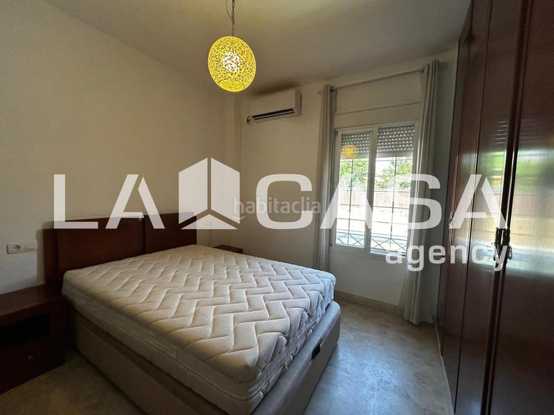 Foto 21878a89-1a0a-4909-92af-b18845a58612. Chalet en Olivar de Quintos Montequinto