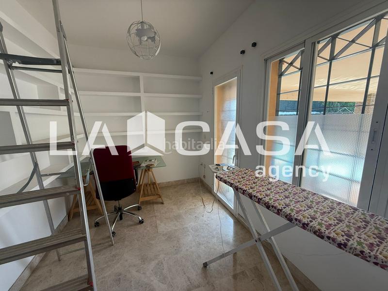 Foto 8035dd6e-70ab-407c-8984-735cd9eb6db4. Chalet con piscina in Olivar de Quintos Montequinto