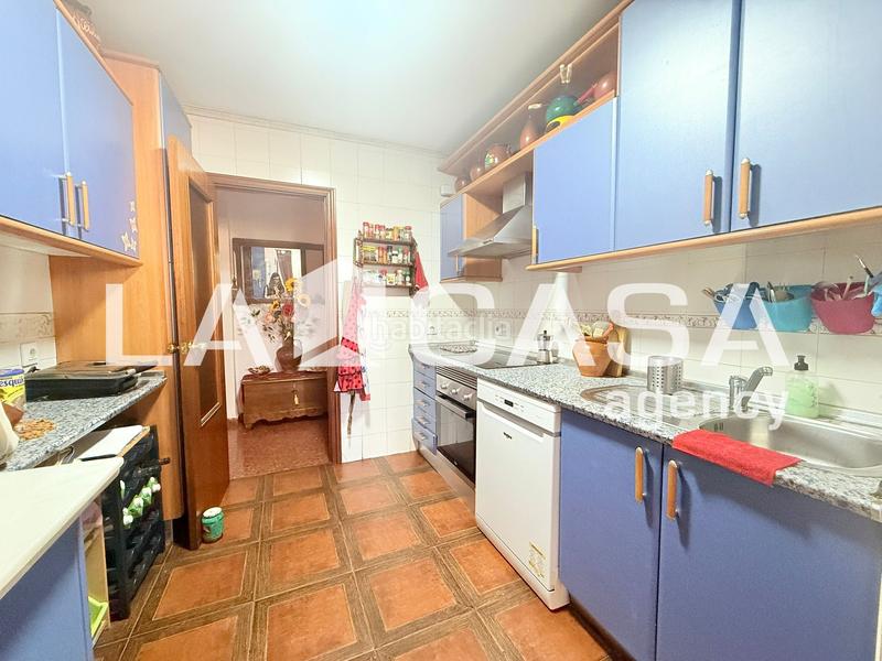 Foto d90b9b37-d26c-45b8-8602-982687b730fe. Appartement avec parking piscine dans Centro Montequinto