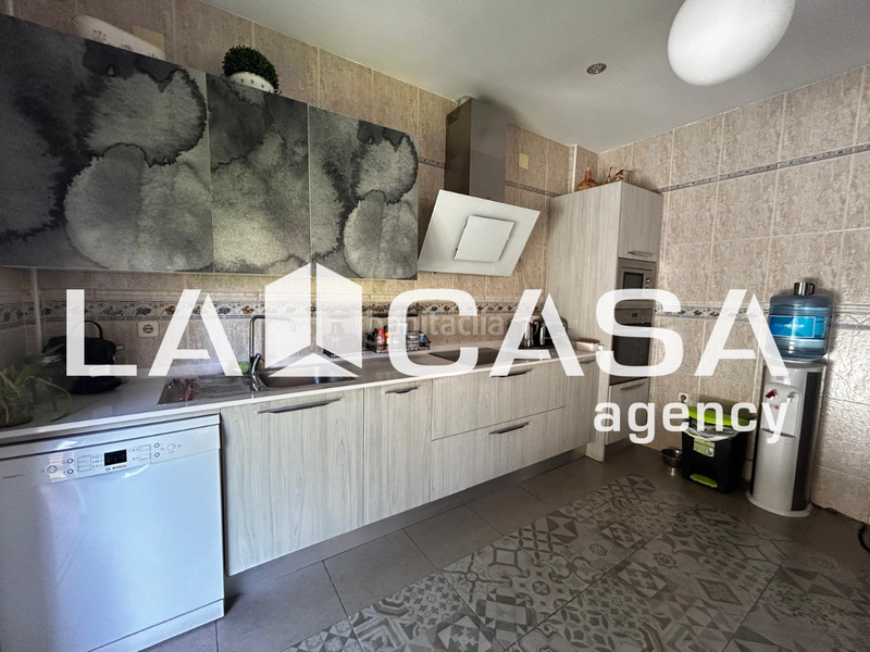 Foto ab68ad87-34b9-4247-a77f-4487aeaf55f0. Chalet avec piscine dans Oromana Alcalá de Guadaira