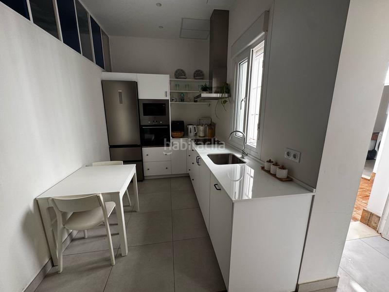 Foto b386fe35-6d83-4684-8554-746d736accc1. Planta baixa a Barrio del Nervión Sevilla
