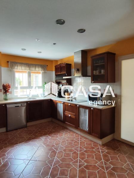 Foto 5d912b64-b5f6-4031-9d5b-7953e2621960. Maison jumelée avec piscine dans Condequinto Montequinto