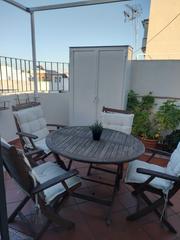 Ático en Camas. Ático con gran terraza y garaje privado en camas, a 10 minutos d